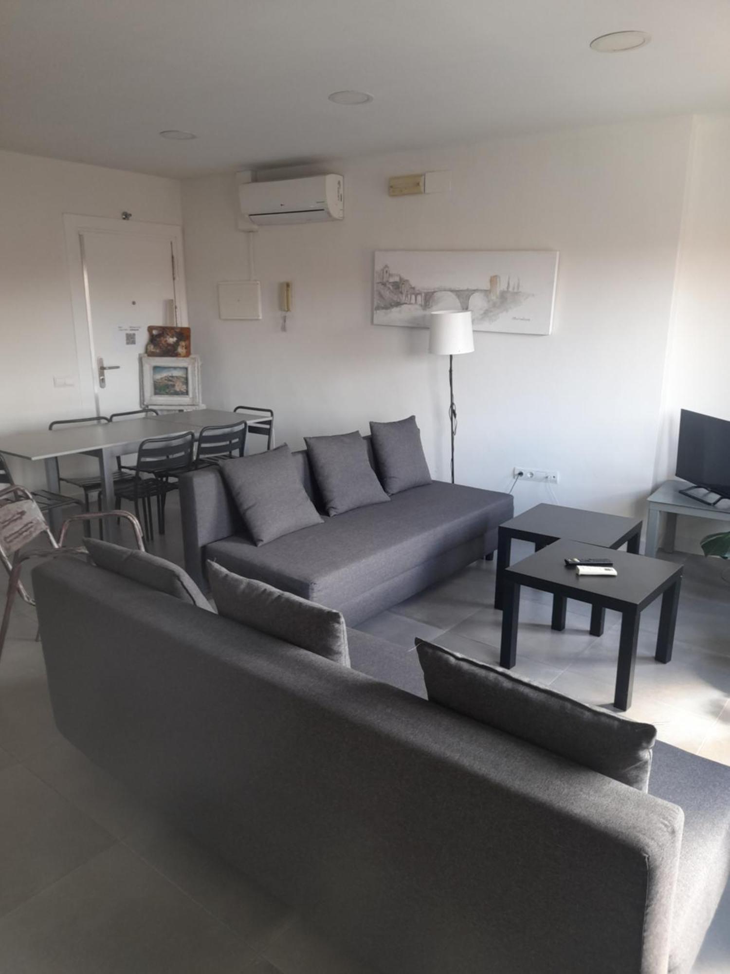 Toletum Low Cost Lofts Diafanos O 2Dormitorios Parking Municipal Gratis Al Aire Libre A 100M Toledo Eksteriør bilde